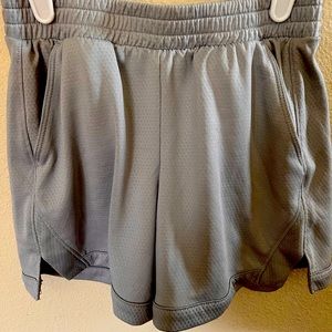 Gray shorts - Like New